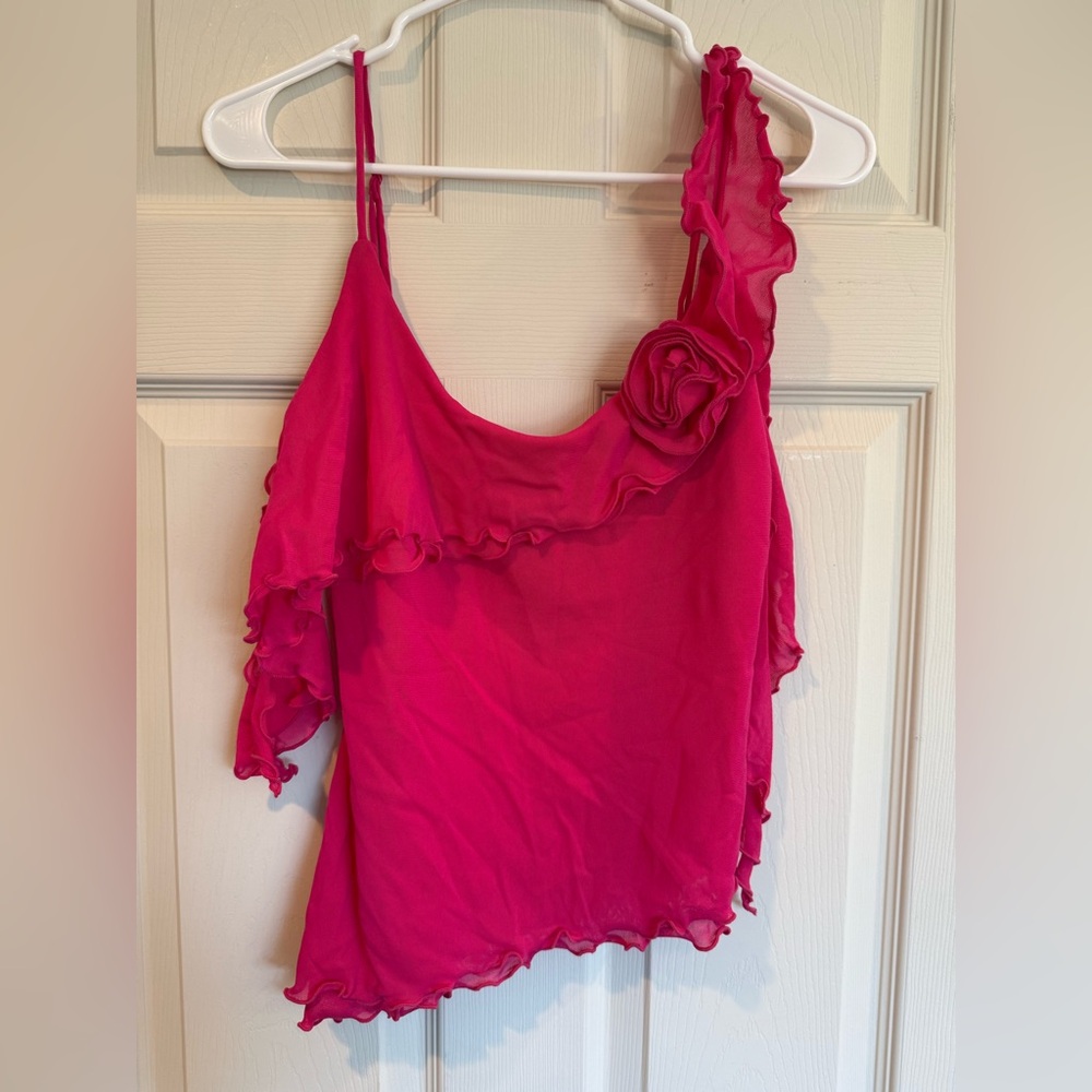 NWOT Ruffled Mesh Top - Picture 4 of 6